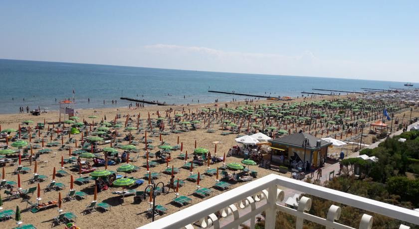 Hotel Bellariva Τζεσόλο Λίντο Εξωτερικό φωτογραφία